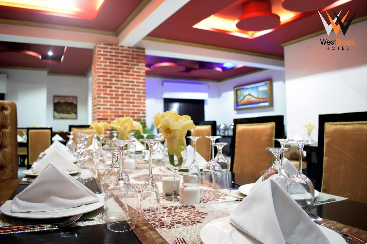 Westbrook Hotel Owerri Bagian luar foto